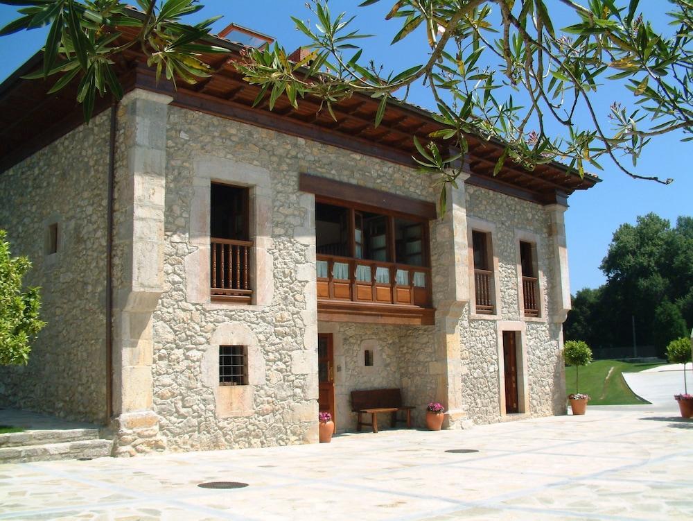 Hotel Aldama Golf Quintana de Llanes Exterior foto