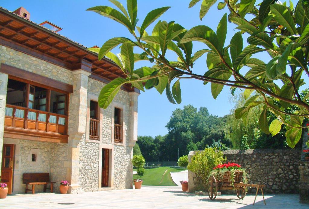 Hotel Aldama Golf Quintana de Llanes Exterior foto